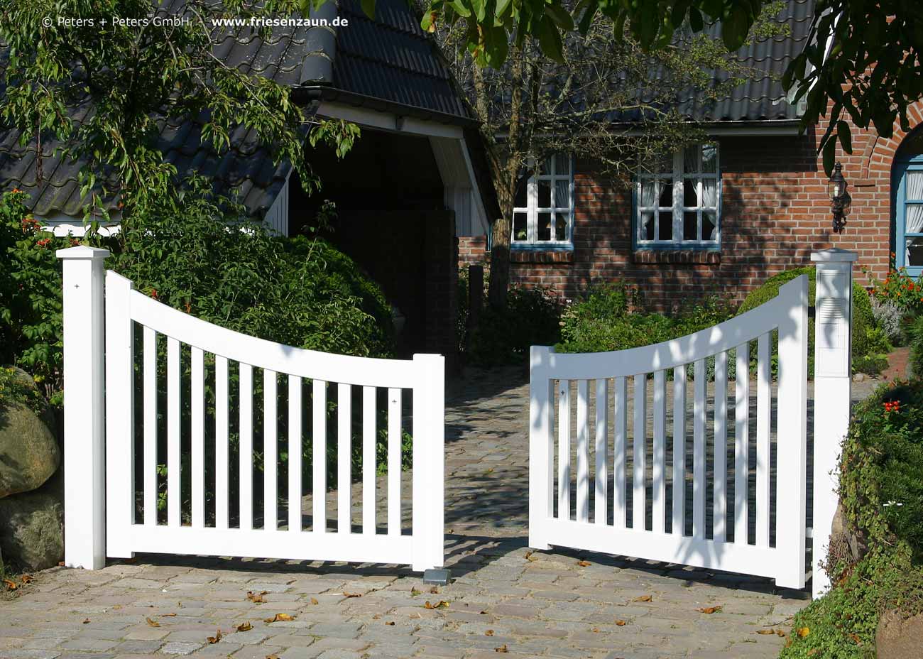 Gartentor nach maß holz | Sylter Gartentore + weiße Friesentore